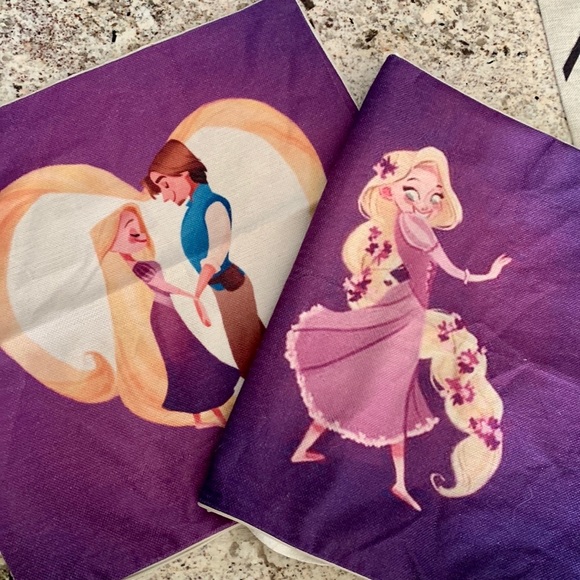 2 Cute Princess Print Home Decorative Cushion Cover Cotton Linen Car Sofa Throw - Picture 1 of 11